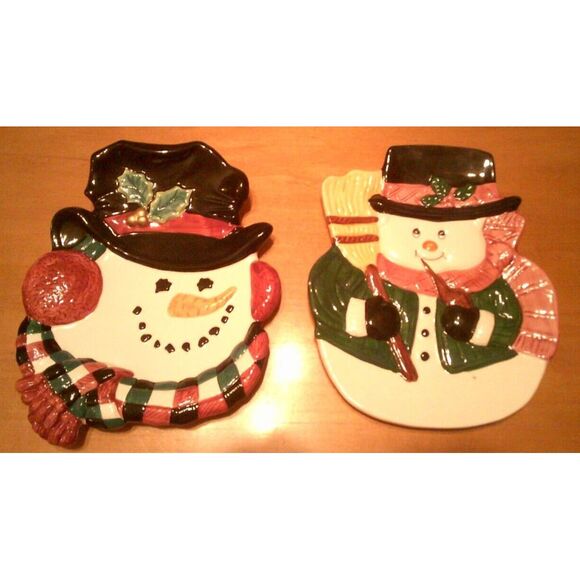 Set‎ 2 Decorative Christmas Snowmen Canape Plates. - Picture 1 of 3